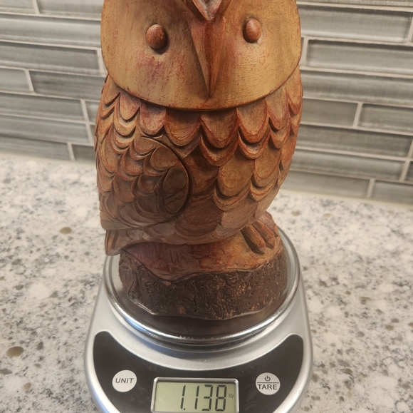 Vintage, Rustic, Wood like Carved Finish, Resin Owl Figurine 8.75" - Picture 7 of 7
